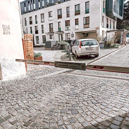 Berindei Studio - City Center - Private Parking Kluż-Napoka Zewnętrze zdjęcie