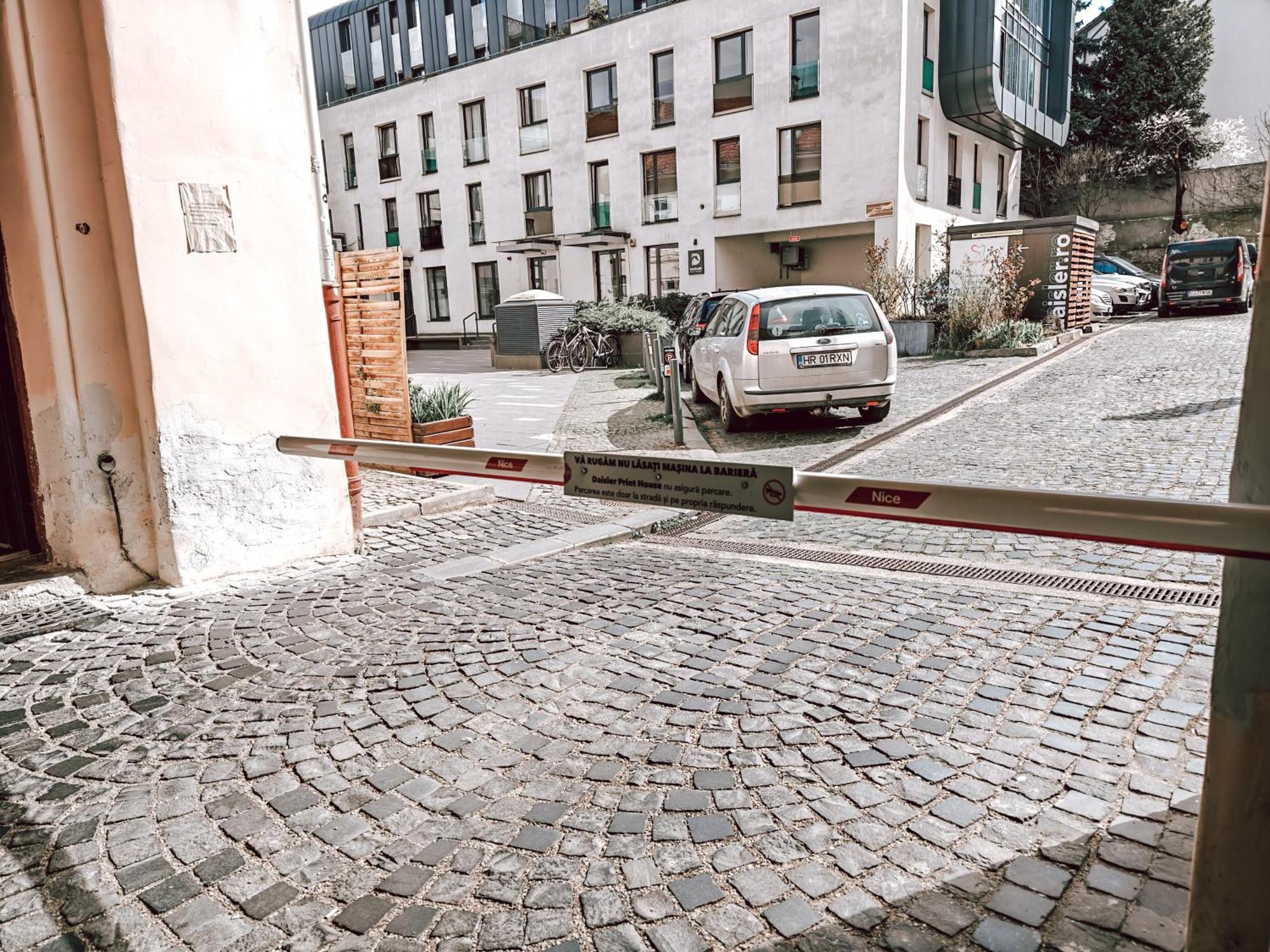 Berindei Studio - City Center - Private Parking Kluż-Napoka Zewnętrze zdjęcie