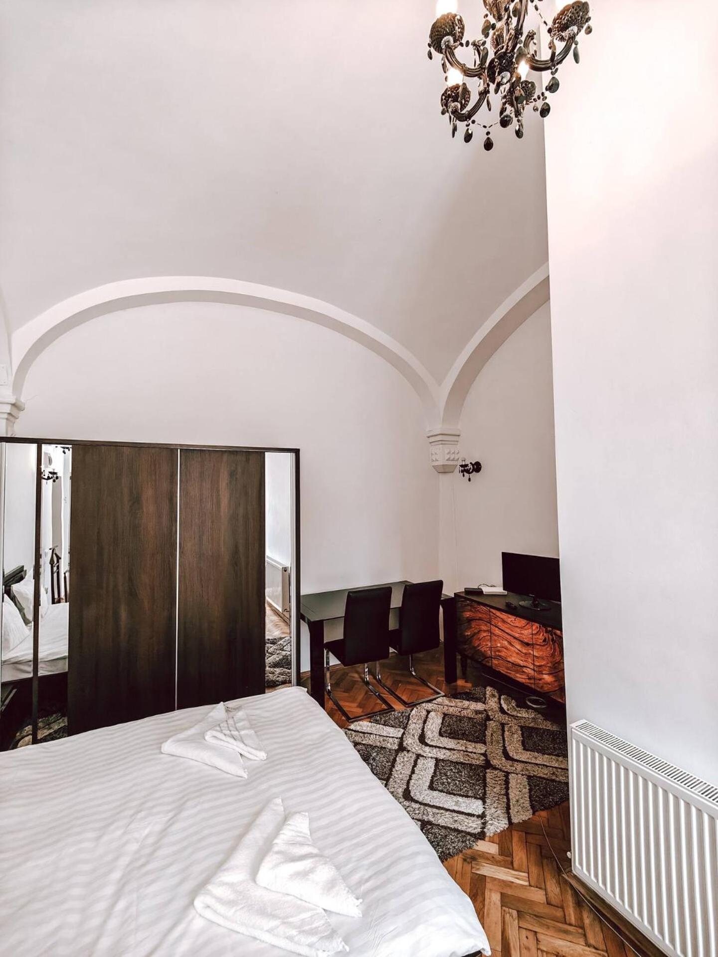 Berindei Studio - City Center - Private Parking Kluż-Napoka Zewnętrze zdjęcie